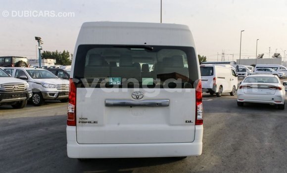 Buy Import Toyota Hiace White Car in Import - Dubai in Malawi Buy Import Toyota Hiace White Car in Import - Dubai in Malawi