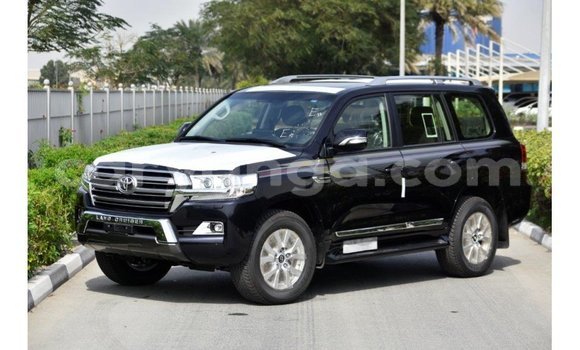Nunua Imported Toyota Land Cruiser Black Gari ndani ya Import - Dubai nchini Malawi Nunua Imported Toyota Land Cruiser Black Gari ndani ya Import - Dubai nchini Malawi