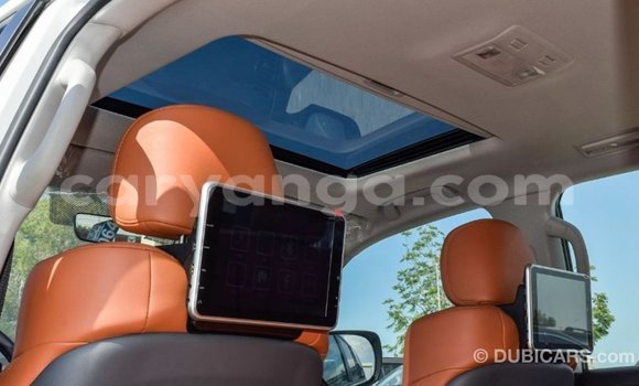 Acheter Import Voiture Toyota Land Cruiser Blanc à Import - Dubai, Malawi Acheter Import Voiture Toyota Land Cruiser Blanc à Import - Dubai, Malawi