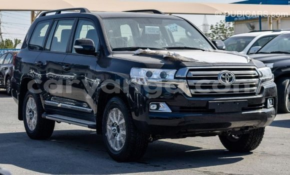 Acheter Import Voiture Toyota Land Cruiser Noir à Import - Dubai, Malawi Acheter Import Voiture Toyota Land Cruiser Noir à Import - Dubai, Malawi