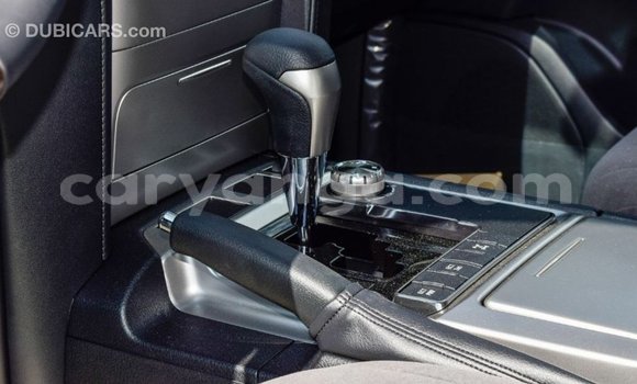 Acheter Import Voiture Toyota Land Cruiser Noir à Import - Dubai, Malawi Acheter Import Voiture Toyota Land Cruiser Noir à Import - Dubai, Malawi