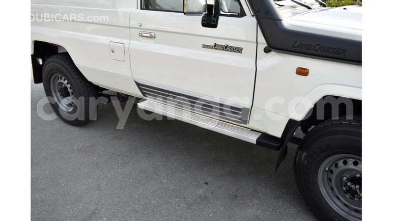 Big with watermark toyota land cruiser malawi import dubai 6936