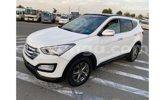 Buy Import Hyundai Santa Fe White Car in Import - Dubai in Malawi Buy Import Hyundai Santa Fe White Car in Import - Dubai in Malawi