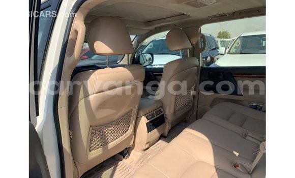 Buy Import Toyota Land Cruiser White Car in Import - Dubai in Malawi Buy Import Toyota Land Cruiser White Car in Import - Dubai in Malawi
