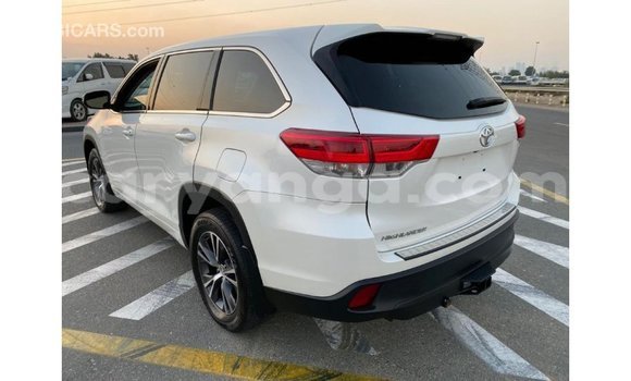 Buy Import Toyota Highlander White Car in Import - Dubai in Malawi Buy Import Toyota Highlander White Car in Import - Dubai in Malawi