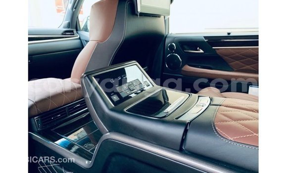 Acheter Import Voiture Lexus LX Noir à Import - Dubai, Malawi Acheter Import Voiture Lexus LX Noir à Import - Dubai, Malawi