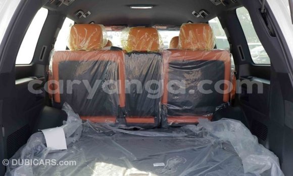 Acheter Import Voiture Lexus LX Blanc à Import - Dubai, Malawi Acheter Import Voiture Lexus LX Blanc à Import - Dubai, Malawi