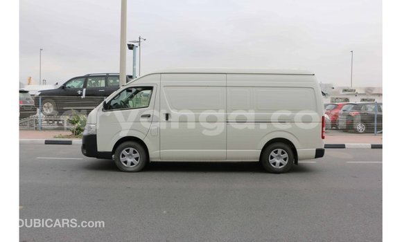 Buy Import Toyota Hiace White Car in Import - Dubai in Malawi Buy Import Toyota Hiace White Car in Import - Dubai in Malawi