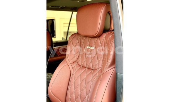 Acheter Import Voiture Lexus LX Noir à Import - Dubai, Malawi Acheter Import Voiture Lexus LX Noir à Import - Dubai, Malawi