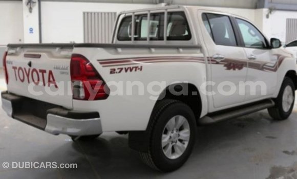 Acheter Import Voiture Toyota Hilux Blanc à Import - Dubai, Malawi Acheter Import Voiture Toyota Hilux Blanc à Import - Dubai, Malawi