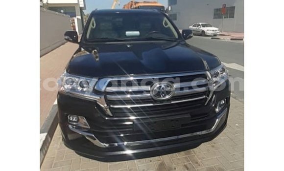Nunua Imported Toyota Land Cruiser Black Gari ndani ya Import - Dubai nchini Malawi Nunua Imported Toyota Land Cruiser Black Gari ndani ya Import - Dubai nchini Malawi