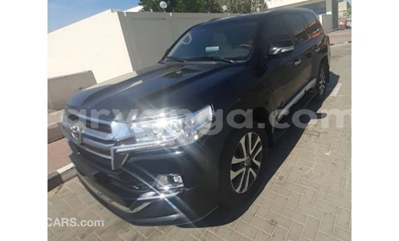 Nunua Imported Toyota Land Cruiser Black Gari ndani ya Import - Dubai nchini Malawi Nunua Imported Toyota Land Cruiser Black Gari ndani ya Import - Dubai nchini Malawi