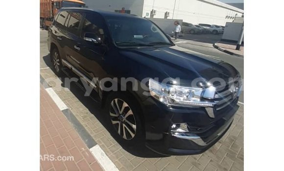 Nunua Imported Toyota Land Cruiser Black Gari ndani ya Import - Dubai nchini Malawi Nunua Imported Toyota Land Cruiser Black Gari ndani ya Import - Dubai nchini Malawi