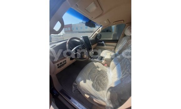 Nunua Imported Toyota Land Cruiser Black Gari ndani ya Import - Dubai nchini Malawi Nunua Imported Toyota Land Cruiser Black Gari ndani ya Import - Dubai nchini Malawi