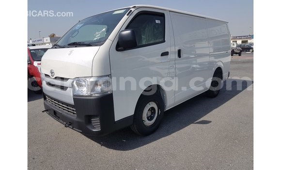Buy Import Toyota Hiace White Car in Import - Dubai in Malawi Buy Import Toyota Hiace White Car in Import - Dubai in Malawi