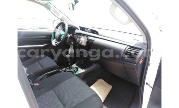 Buy Import Toyota Hilux White Car in Import - Dubai in Malawi Buy Import Toyota Hilux White Car in Import - Dubai in Malawi