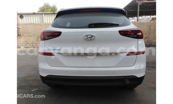 Buy Import Hyundai Tucson White Car in Import - Dubai in Malawi Buy Import Hyundai Tucson White Car in Import - Dubai in Malawi