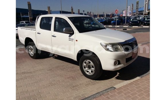 Buy Import Toyota Hilux White Car in Import - Dubai in Malawi Buy Import Toyota Hilux White Car in Import - Dubai in Malawi
