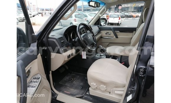 Buy Import Mitsubishi Pajero Black Car in Import - Dubai in Malawi Buy Import Mitsubishi Pajero Black Car in Import - Dubai in Malawi