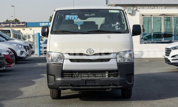 Buy Import Toyota Hiace White Car in Import - Dubai in Malawi Buy Import Toyota Hiace White Car in Import - Dubai in Malawi