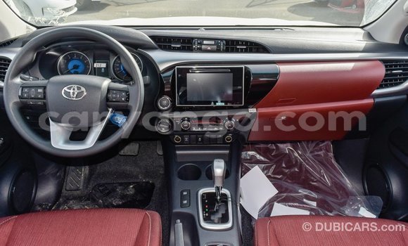 Nunua Imported Toyota Hilux White Gari ndani ya Import - Dubai nchini Malawi Nunua Imported Toyota Hilux White Gari ndani ya Import - Dubai nchini Malawi