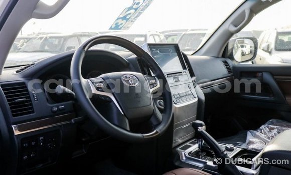 Buy Import Toyota Land Cruiser White Car in Import - Dubai in Malawi Buy Import Toyota Land Cruiser White Car in Import - Dubai in Malawi
