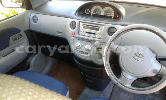 Buy New Toyota Sienta Silver Car in Lilongwe in Malawi Buy New Toyota Sienta Silver Car in Lilongwe in Malawi