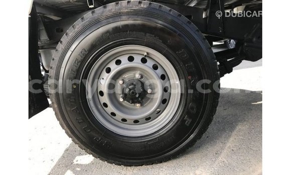 Buy Import Toyota Land Cruiser White Car in Import - Dubai in Malawi Buy Import Toyota Land Cruiser White Car in Import - Dubai in Malawi