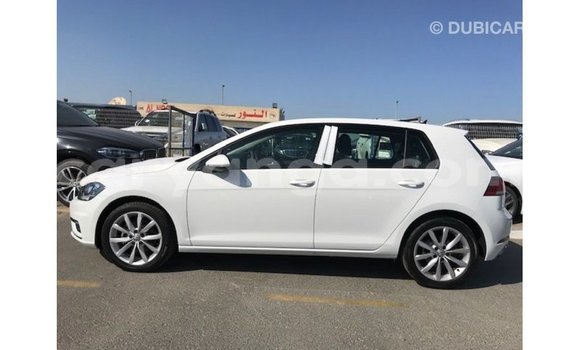 Acheter Import Voiture Volkswagen Golf Blanc à Import - Dubai, Malawi Acheter Import Voiture Volkswagen Golf Blanc à Import - Dubai, Malawi
