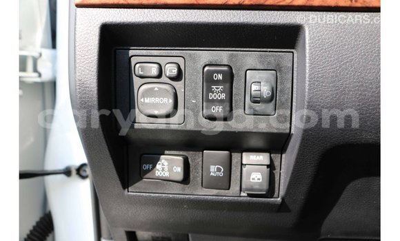 Buy Import Toyota Tundra White Car in Import - Dubai in Malawi Buy Import Toyota Tundra White Car in Import - Dubai in Malawi