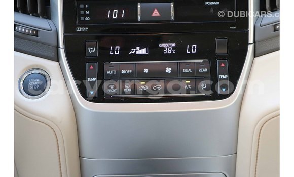 Buy Import Toyota Land Cruiser White Car in Import - Dubai in Malawi Buy Import Toyota Land Cruiser White Car in Import - Dubai in Malawi