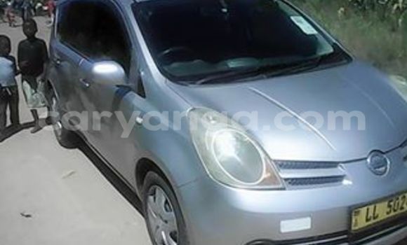 Acheter Occasion Voiture Nissan Note Gris à Limbe, Malawi Acheter Occasion Voiture Nissan Note Gris à Limbe, Malawi