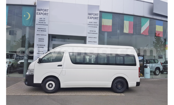 Buy Import Toyota Hiace White Car in Import - Dubai in Malawi Buy Import Toyota Hiace White Car in Import - Dubai in Malawi