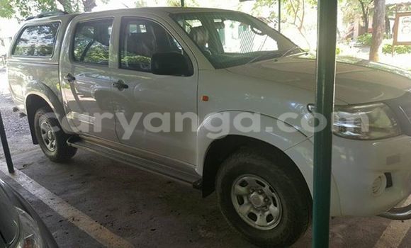 Buy Used Toyota Hilux White Car in Limbe in Malawi Buy Used Toyota Hilux White Car in Limbe in Malawi