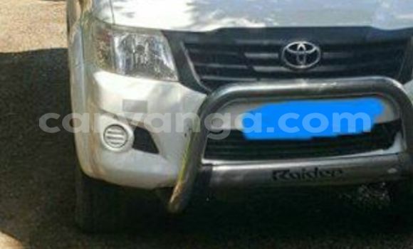 Buy Used Toyota Hilux White Car in Limbe in Malawi Buy Used Toyota Hilux White Car in Limbe in Malawi