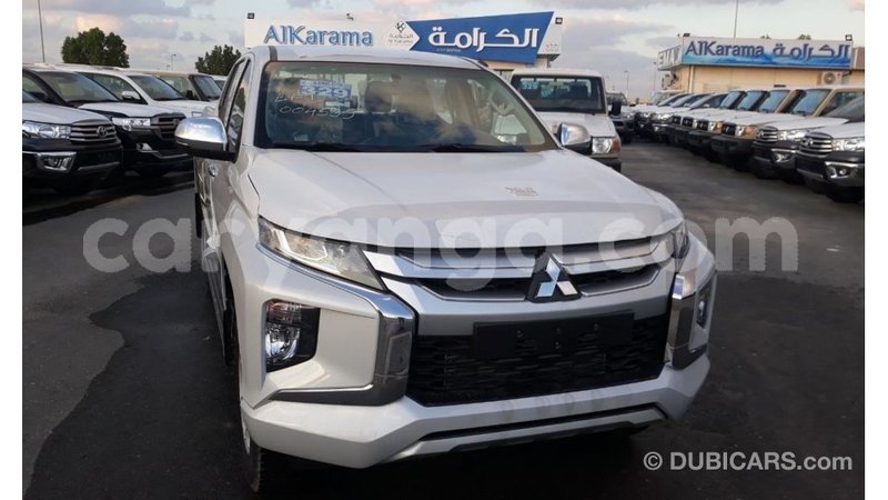 Big with watermark mitsubishi l200 malawi import dubai 7111