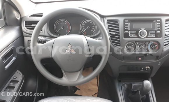 Buy Import Mitsubishi L200 White Car in Import - Dubai in Malawi Buy Import Mitsubishi L200 White Car in Import - Dubai in Malawi