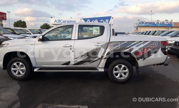 Buy Import Mitsubishi L200 White Car in Import - Dubai in Malawi Buy Import Mitsubishi L200 White Car in Import - Dubai in Malawi