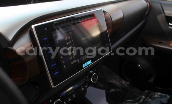 Buy Import Toyota Hilux White Car in Import - Dubai in Malawi Buy Import Toyota Hilux White Car in Import - Dubai in Malawi