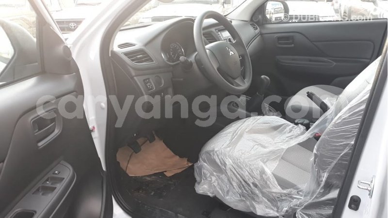 Big with watermark mitsubishi l200 malawi import dubai 7114