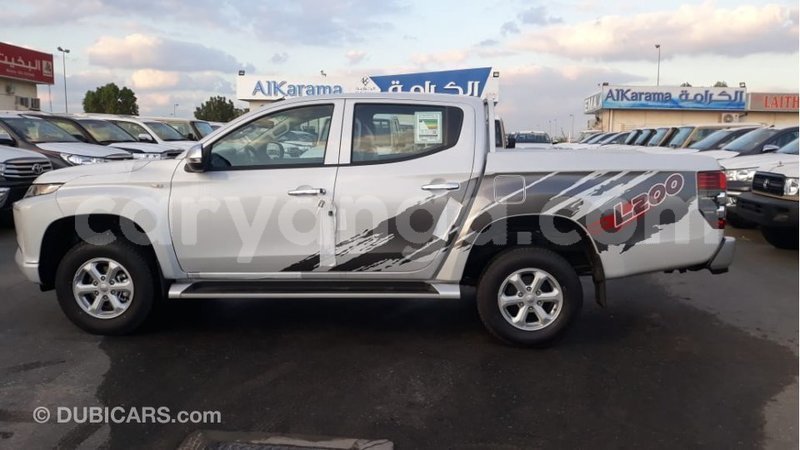 Big with watermark mitsubishi l200 malawi import dubai 7114