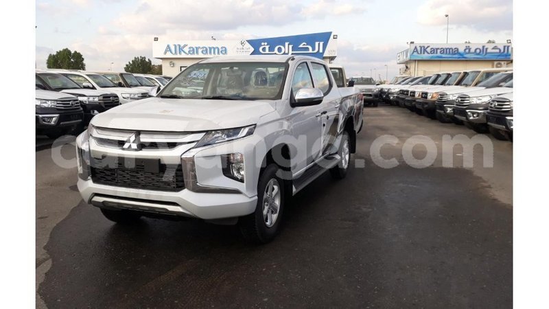 Big with watermark mitsubishi l200 malawi import dubai 7116