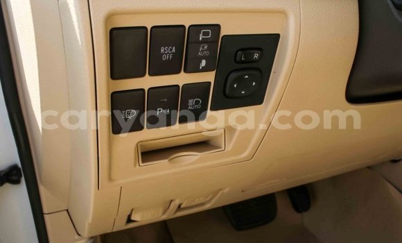 Buy Import Toyota Land Cruiser White Car in Import - Dubai in Malawi Buy Import Toyota Land Cruiser White Car in Import - Dubai in Malawi