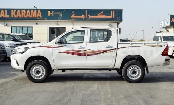 Buy Import Toyota Hilux White Car in Import - Dubai in Malawi Buy Import Toyota Hilux White Car in Import - Dubai in Malawi