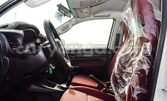 Buy Import Toyota Hilux White Car in Import - Dubai in Malawi Buy Import Toyota Hilux White Car in Import - Dubai in Malawi