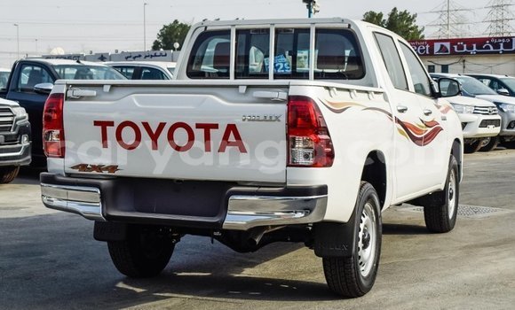Buy Import Toyota Hilux White Car in Import - Dubai in Malawi Buy Import Toyota Hilux White Car in Import - Dubai in Malawi