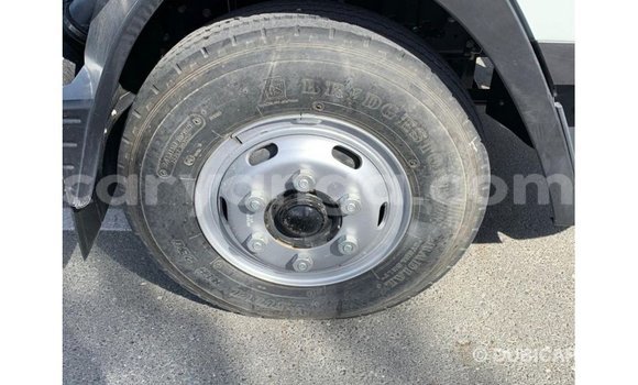 Acheter Import Voiture Mitsubishi Canter Blanc à Import - Dubai, Malawi Acheter Import Voiture Mitsubishi Canter Blanc à Import - Dubai, Malawi