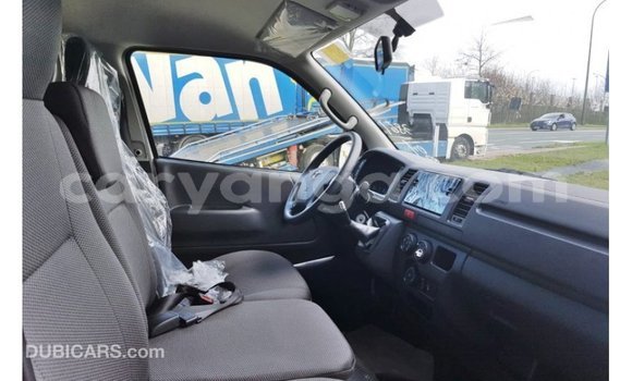 Buy Import Toyota Hiace White Car in Import - Dubai in Malawi Buy Import Toyota Hiace White Car in Import - Dubai in Malawi