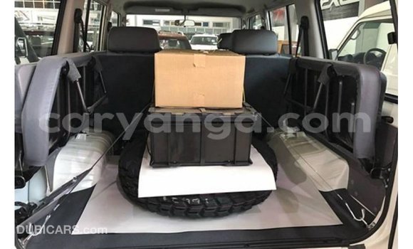 Buy Import Toyota Land Cruiser White Car in Import - Dubai in Malawi Buy Import Toyota Land Cruiser White Car in Import - Dubai in Malawi