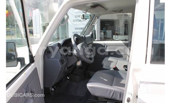 Buy Import Toyota Land Cruiser White Car in Import - Dubai in Malawi Buy Import Toyota Land Cruiser White Car in Import - Dubai in Malawi